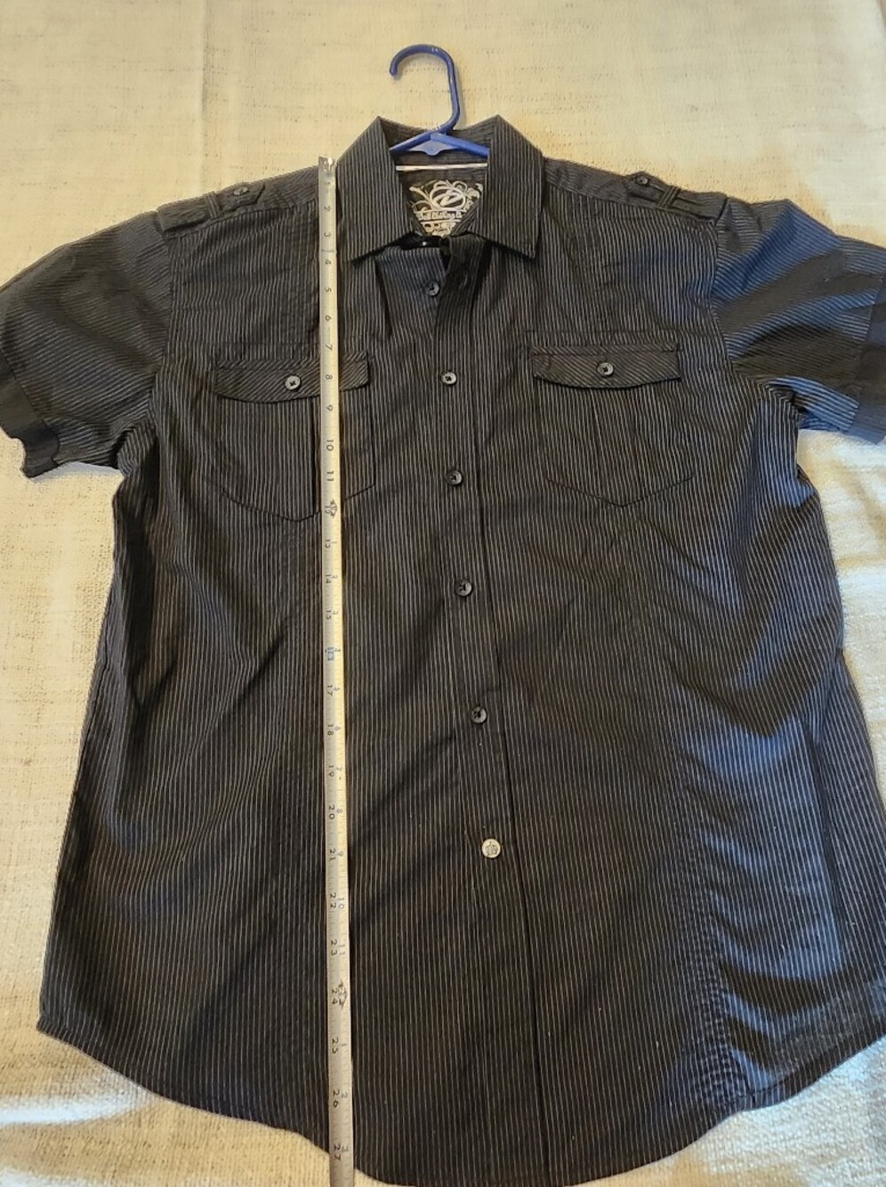 Men's Casual Short-Sleeve Pinstripe Button-Down Shirt - Black - Picture 6 of 7